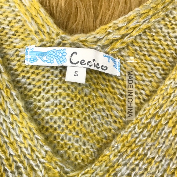 Cecico oversized v neck front/back sweater sz S - Picture 3 of 6